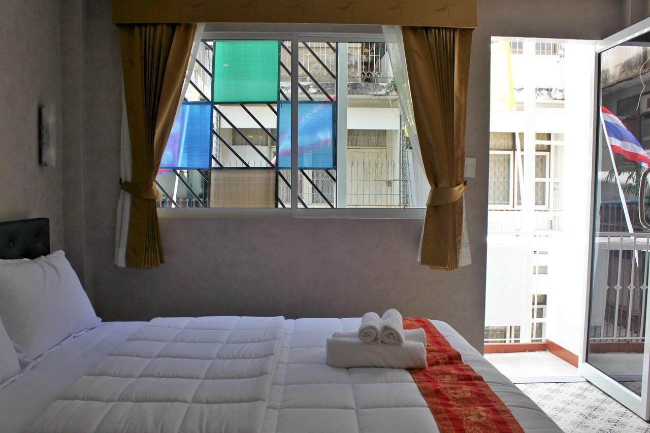 Everest Boutique Hotel Банкок Екстериор снимка
