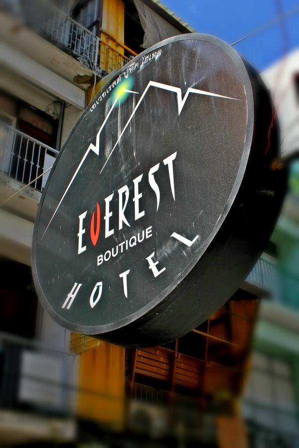 Everest Boutique Hotel Банкок Екстериор снимка