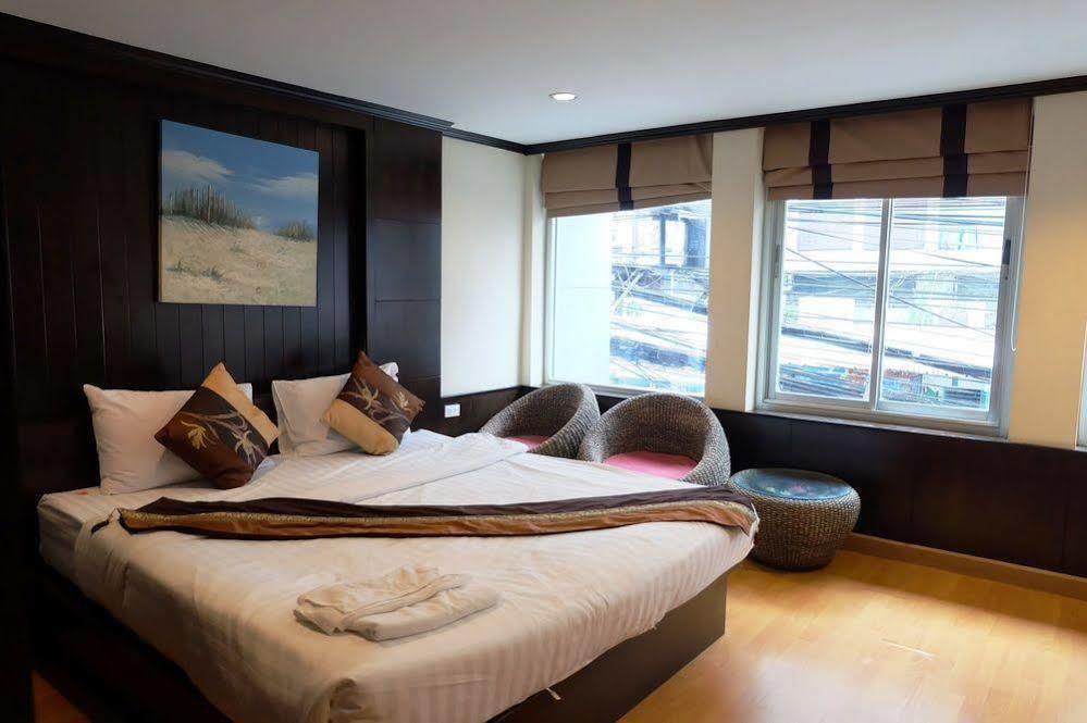 Everest Boutique Hotel Банкок Екстериор снимка